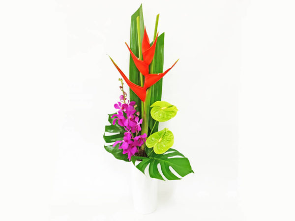 Modern Ceramic Flower Arrangement
