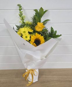 Bright Seasonal Flower Wrap