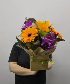 Petite Boxed Cheer Holding