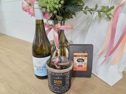 Premium Bouquet and Gifts