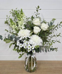 White-on-White bouquet - In a Vase